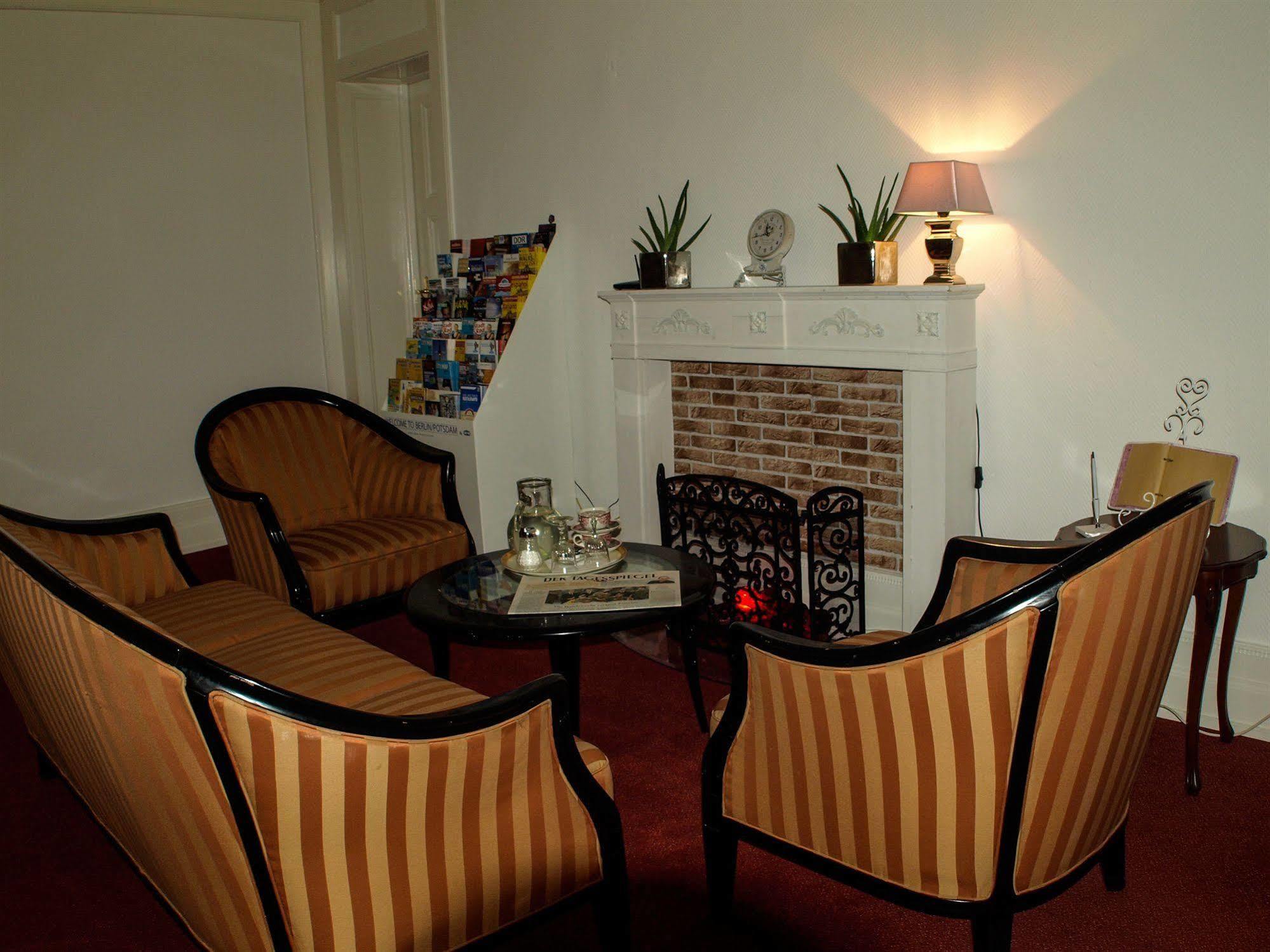 ברלין Midi Inn City West Am Ku'Damm מראה חיצוני תמונה