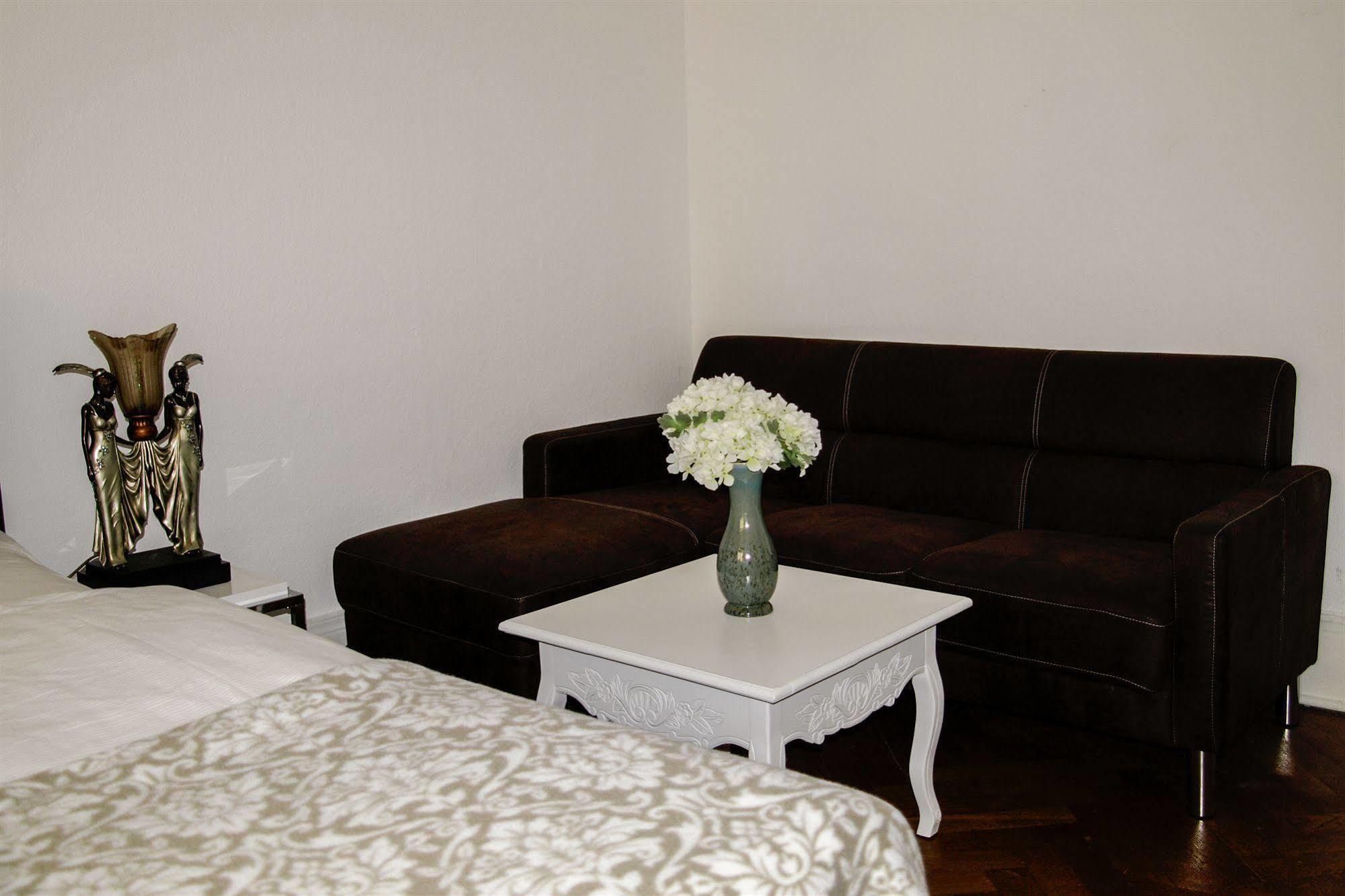 ברלין Midi Inn City West Am Ku'Damm מראה חיצוני תמונה